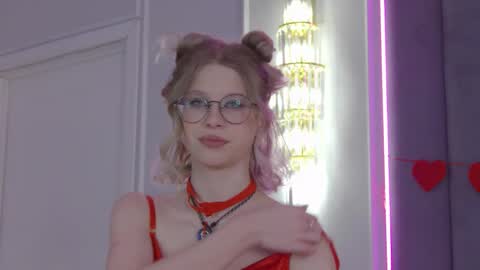  Ivy  online show from 02-17-26, 06:47