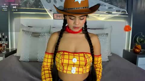 Snapshot of ivyellis chatting on 10-30-25, 12:17 ivyellis online show from 10-30-25, 12:17