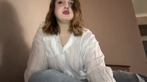 Snapshot of ivyglimpse chatting on 09-12-25, 10:26 ivyglimpse online show from 09-12-25, 10:26