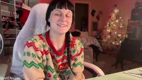 Snapshot of ivyminxxx chatting on 12-25-24, 07:57 Ivy Minxxx online show from 12-25-24, 07:57