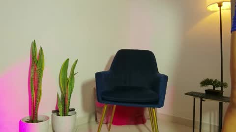 Leja  online show from 09-25-25, 07:06