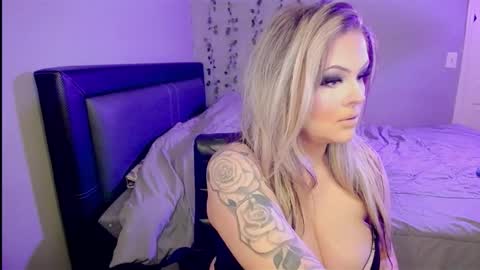 Snapshot of iwantsumbody chatting on 03-21-26, 05:23 Ashley3 online show from 03-21-26, 05:23