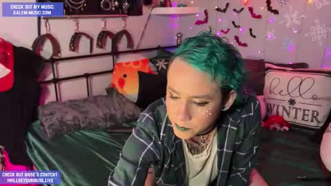 Muse hethey online show from 12-20-25, 12:07