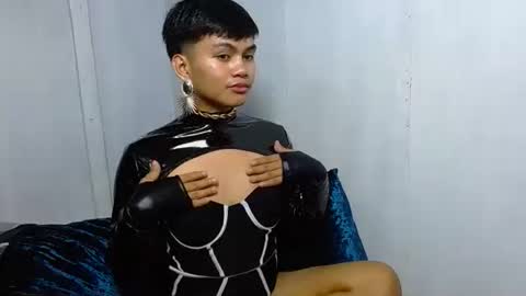 iya143 online show from 11-14-25, 12:15