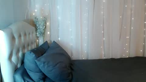 Red online show from 10-04-25, 07:12