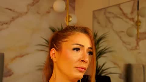 izabelle_02 online show from 02-08-26, 05:22