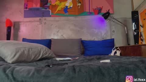 izi online show from 12-13-25, 07:53