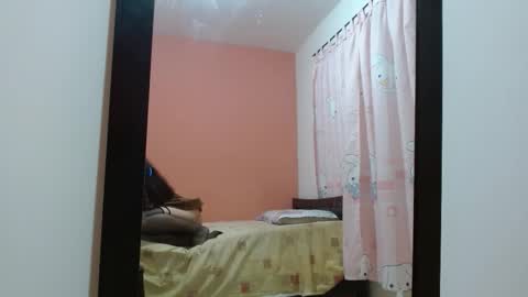 Izzyy online show from 11-17-25, 08:58