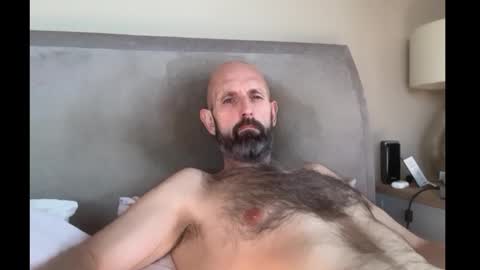 Snapshot of izzysboytoy1 chatting on 03-03-26, 10:43 izzysboytoy1 online show from 03-03-26, 10:43