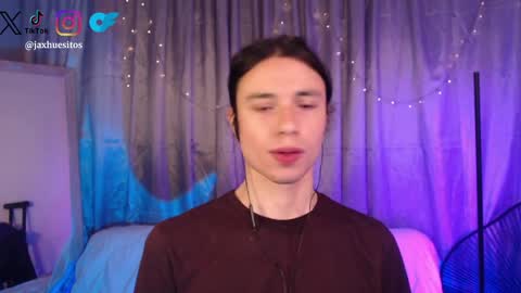 Hey im Jaxxxon check my info     online show from 04-06-26, 10:05