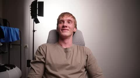 Danny online show from 11-11-25, 05:46