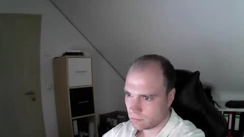 here4y online show from 10-12-25, 08:57