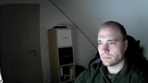 here4y online show from 11-10-25, 07:40