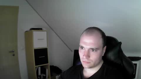 here4y online show from 11-21-25, 09:19