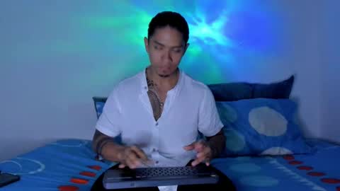 i am juan musiry independent model  online show from 11-16-25, 05:24