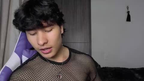 Noah online show from 11-18-25, 05:17