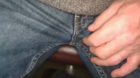 ja2923 online show from 12-18-25, 02:23