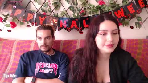 Jack and Emily online show from 10-27-25, 04:55