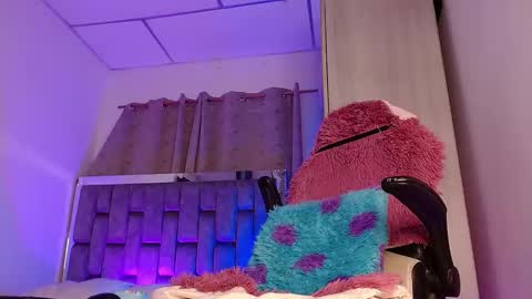 Snapshot of jack_fiire chatting on 02-22-25, 06:19 Jack Fire online show from 02-22-25, 06:19