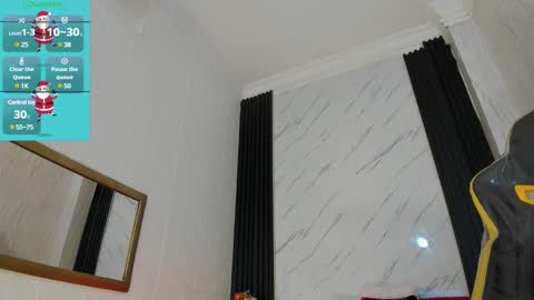 Snapshot of jack_muscles69_ chatting on 12-23-24, 11:57 Jack online show from 12-23-24, 11:57