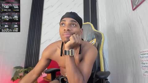 Snapshot of jack_muscles69_ chatting on 02-02-25, 03:39 Jack online show from 02-02-25, 03:39