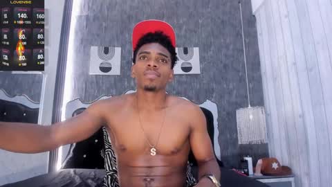 Snapshot of jack_muscles69_ chatting on 02-04-25, 03:04 Jack online show from 02-04-25, 03:04