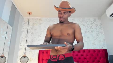 Snapshot of jack_muscles69_ chatting on 09-09-25, 12:48 Jack online show from 09-09-25, 12:48