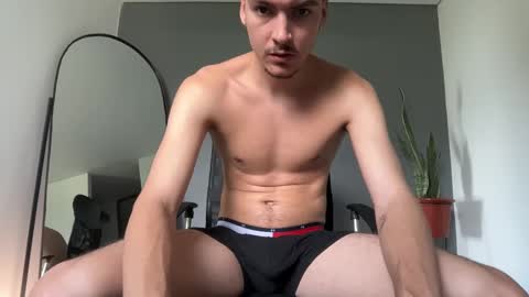 INDEPENDENT MODEL online show from 10-29-25, 02:19