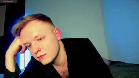 Snapshot of jack_only__ chatting on 02-06-25, 11:04 Anton online show from 02-06-25, 11:04