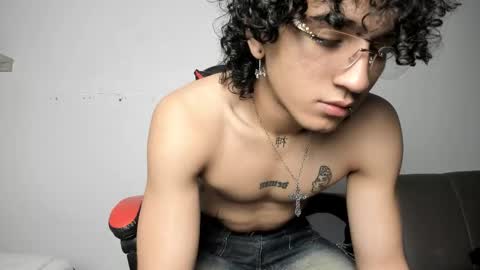 Jackes Taylor online show from 11-19-25, 05:07