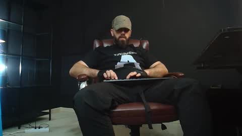 JackEthan online show from 12-21-24, 06:19