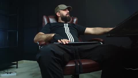 JackEthan online show from 12-30-24, 06:31