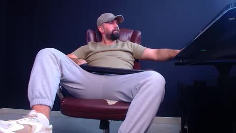 JackEthan online show from 10-10-25, 05:28