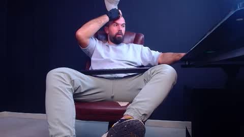 JackEthan online show from 10-11-25, 04:55