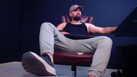 JackEthan online show from 10-17-25, 05:10