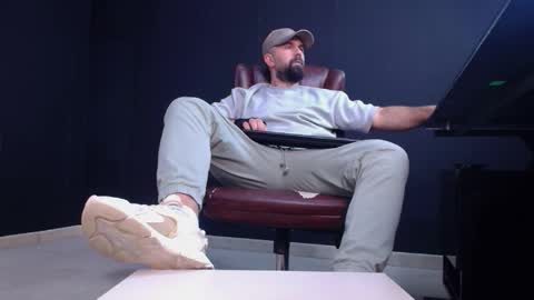 JackEthan online show from 10-19-25, 04:46