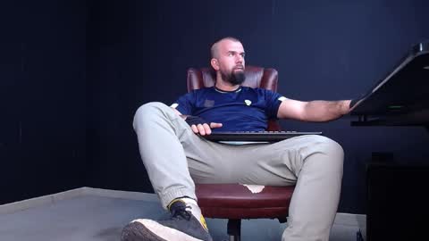 JackEthan online show from 11-10-25, 06:01