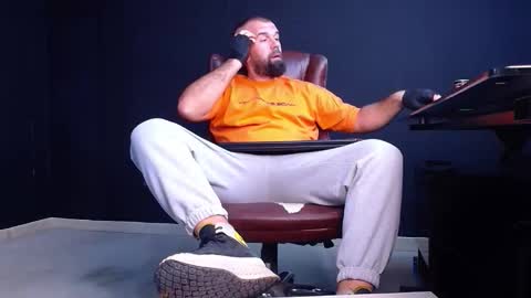 JackEthan online show from 11-13-25, 06:01