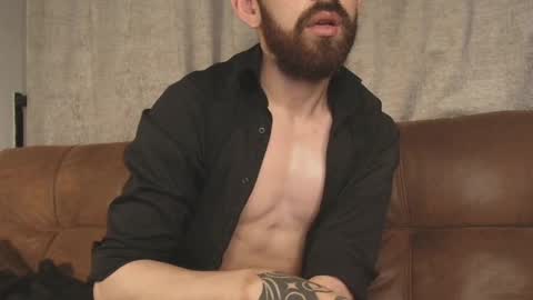 Snapshot of jackfoden01 chatting on 02-25-25, 06:25 Jack Foden online show from 02-25-25, 06:25