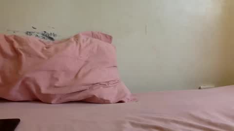 Snapshot of jackie_senpai chatting on 01-04-25, 09:54 jackie petit online show from 01-04-25, 09:54