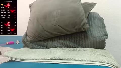 Snapshot of jackie_williams chatting on 10-23-25, 09:19 Jackie online show from 10-23-25, 09:19