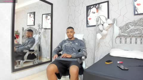 Snapshot of jackmacson chatting on 01-07-25, 11:48 jackmacson online show from 01-07-25, 11:48