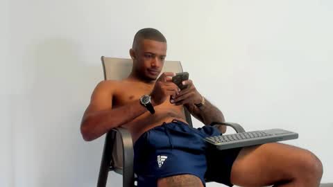 Snapshot of jackmacson chatting on 09-30-25, 08:03 jackmacson online show from 09-30-25, 08:03