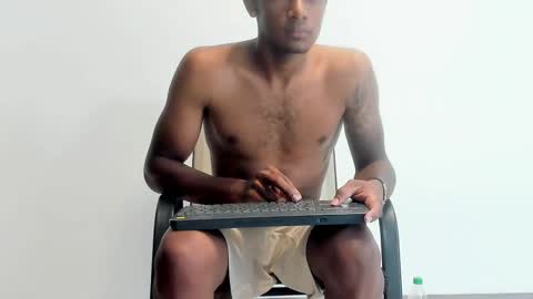 Snapshot of jackmacson chatting on 10-30-25, 10:16 jackmacson online show from 10-30-25, 10:16