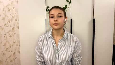 Sonya online show from 11-13-25, 02:38