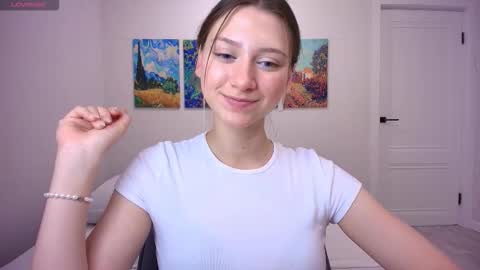 Snapshot of jackp0t__ chatting on 10-17-25, 12:08 Win by life online show from 10-17-25, 12:08