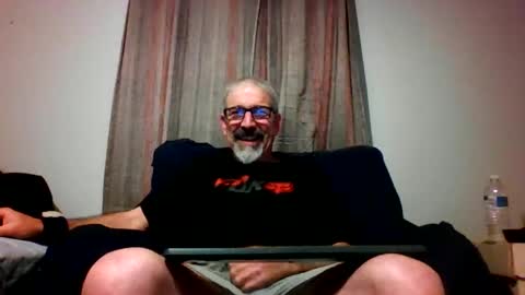 Snapshot of jackpott420 chatting on 11-27-25, 01:40 jackpott420 online show from 11-27-25, 01:40