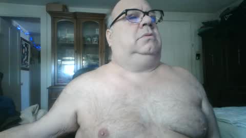 jackskillet_29 online show from 02-04-26, 04:35