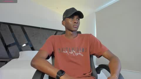 Snapshot of jacksonmuller_ chatting on 02-25-26, 01:54 Jackson online show from 02-25-26, 01:54