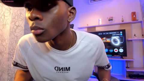 Snapshot of jacksonmuller_ chatting on 02-27-26, 02:17 Jackson online show from 02-27-26, 02:17